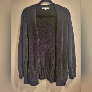 Soft sweater with pockets